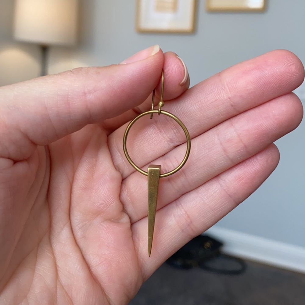 Gold drop earring